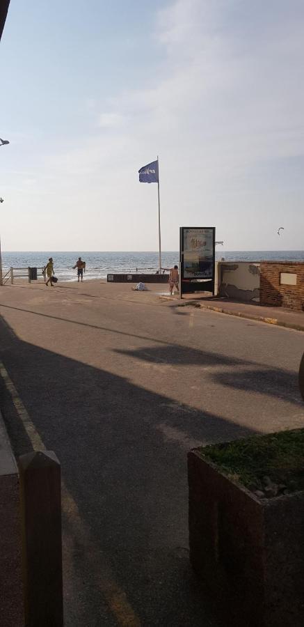 Le Yacht Club1 Blonville-sur-Mer Exterior foto