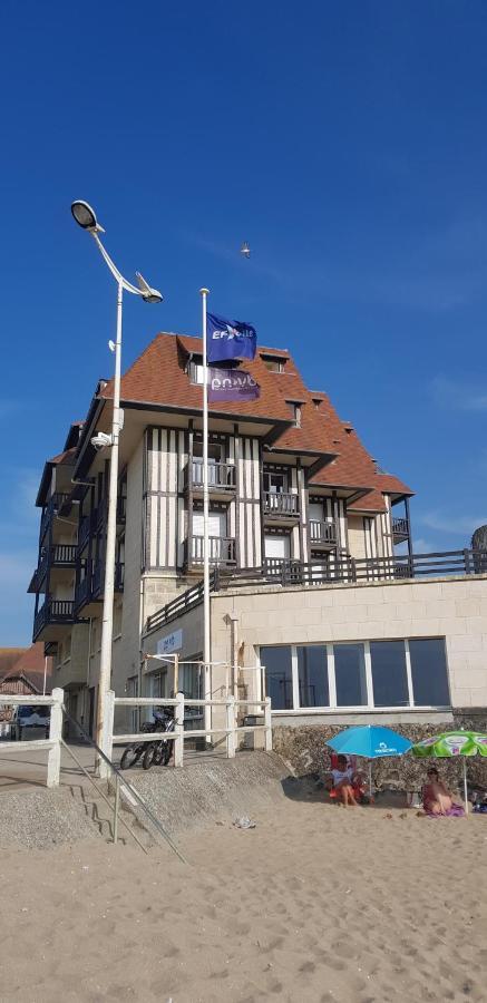 Le Yacht Club1 Blonville-sur-Mer Exterior foto